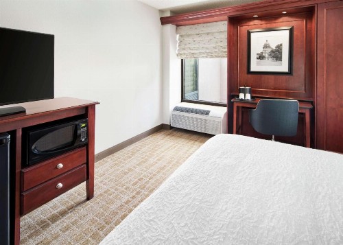 Hampton Inn Austin North - image 3