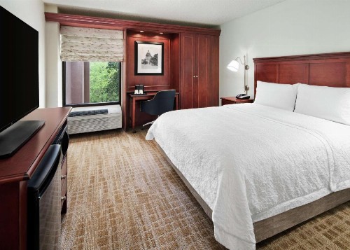 Hampton Inn Austin North - image 4