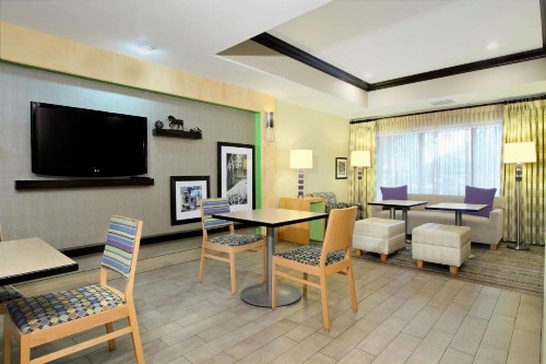 Hampton Inn Austin-South - I-35 & Ben White - image 11