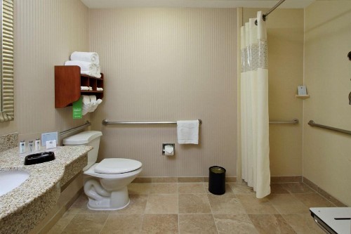 Hampton Inn Austin-South - I-35 & Ben White - image 22