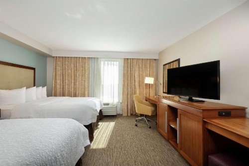 Hampton Inn & Suites-Austin Airport - image 24