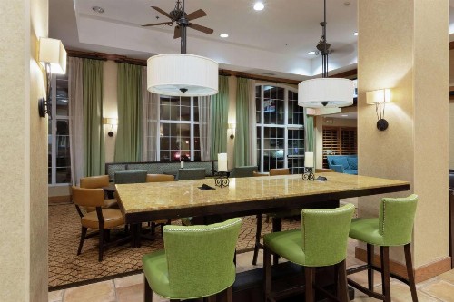 Hampton Inn & Suites-Austin Airport - image 6