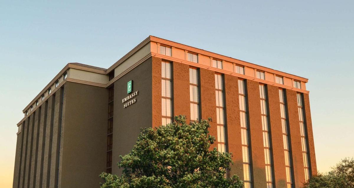 Embassy Suites Austin - Central - image 2
