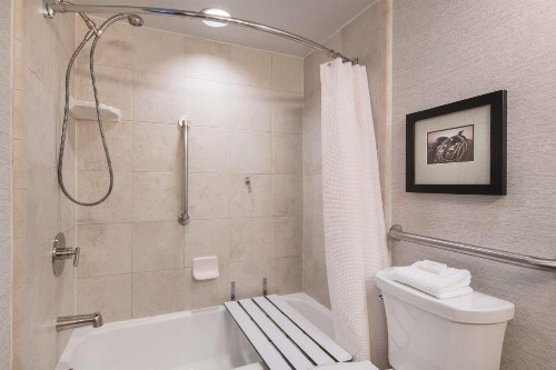 Embassy Suites Austin - Central - image 24