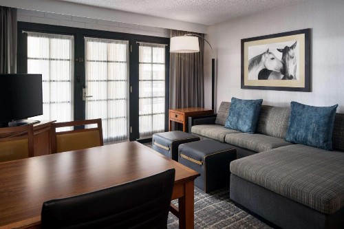 Embassy Suites Austin - Central - image 28