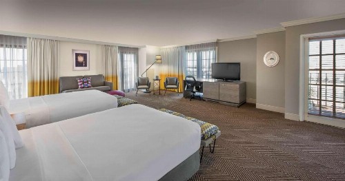 DoubleTree by Hilton Austin - image 13