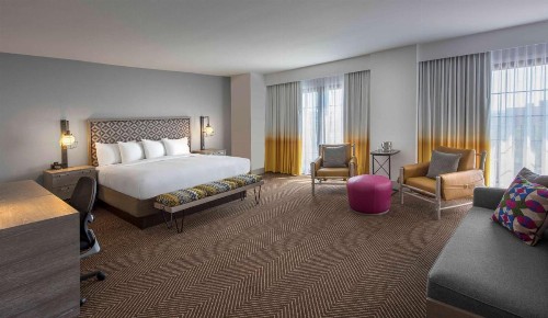 DoubleTree by Hilton Austin - image 27