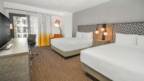 DoubleTree by Hilton Austin - image 43