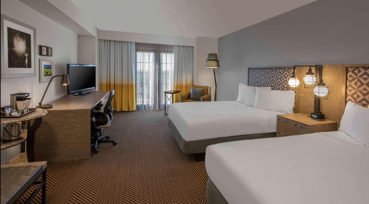 DoubleTree by Hilton Austin - image 5
