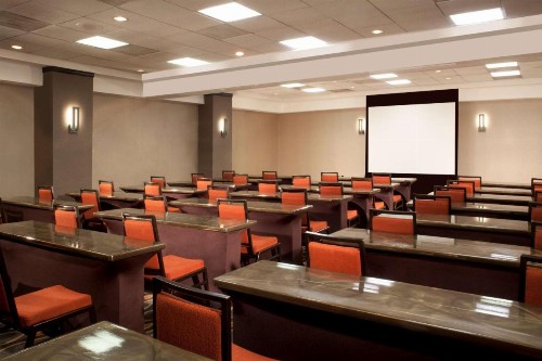 Embassy Suites by Hilton Austin Arboretum - image 27