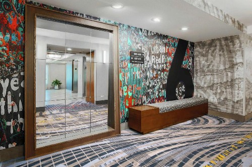 Hampton Inn & Suites Austin-Downtown/Convention Center - image 11