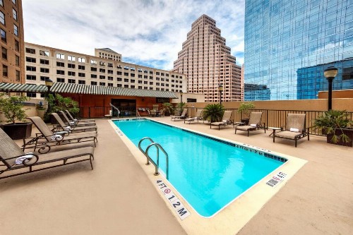 Hampton Inn & Suites Austin-Downtown/Convention Center - image 21