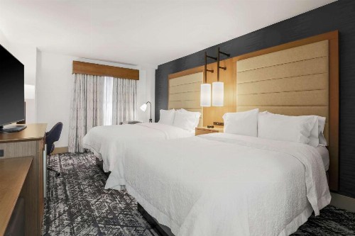 Hampton Inn & Suites Austin-Downtown/Convention Center - image 39
