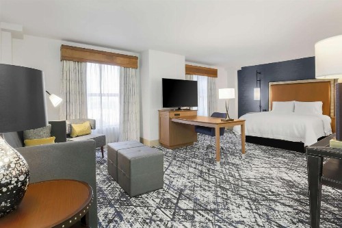 Hampton Inn & Suites Austin-Downtown/Convention Center - image 46
