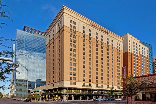 Hampton Inn & Suites Austin-Downtown/Convention Center - image 7
