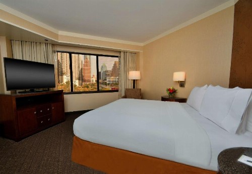Embassy Suites by Hilton Austin Downtown South Congress - image 47
