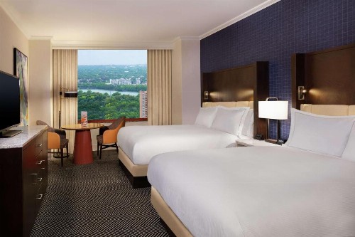 Hilton Austin - image 19