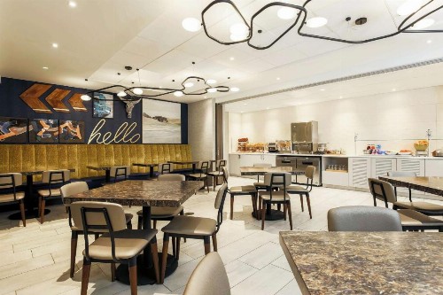 DoubleTree by Hilton Austin-University Area - image 13
