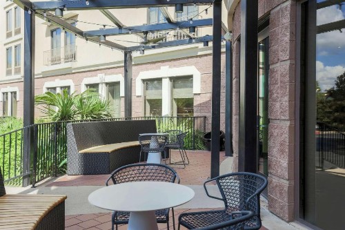 DoubleTree by Hilton Austin-University Area - image 3