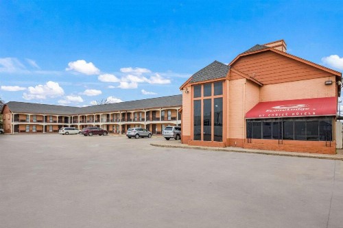 Econo Lodge Arboretum - image 1