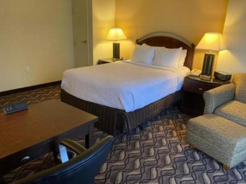 Radisson Hotel Austin - image 15
