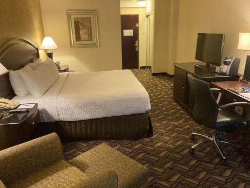Radisson Hotel Austin - image 24