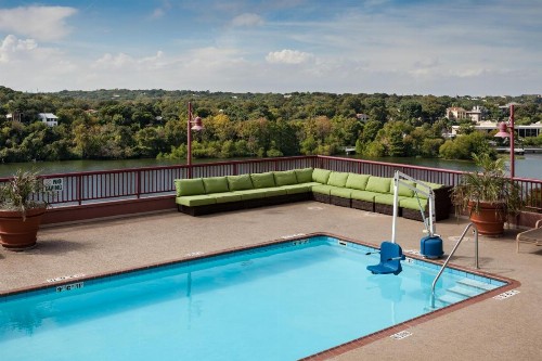 Holiday Inn Austin -Town Lake an IHG Hotel - image 8