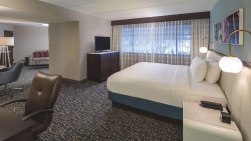 DoubleTree by Hilton Austin Northwest - Arboretum - image 20