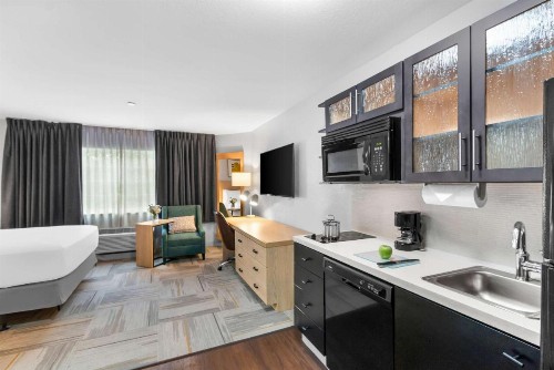 Sonesta Simply Suites Austin South - image 27