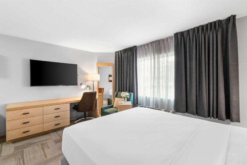 Sonesta Simply Suites Austin South - image 34
