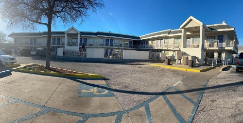 Motel 6-Austin TX - image 10