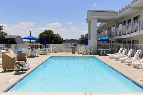 Motel 6-Austin TX - image 23