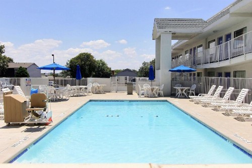 Motel 6-Austin TX - image 3