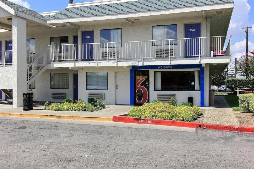 Motel 6-Austin TX - image 43