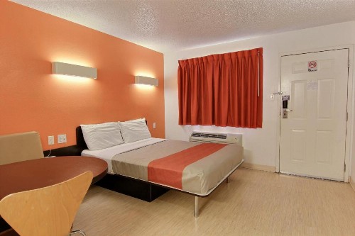 Motel 6-Austin TX - image 44