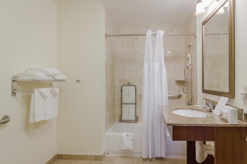 Staybridge Suites Austin Airport an IHG Hotel - image 7