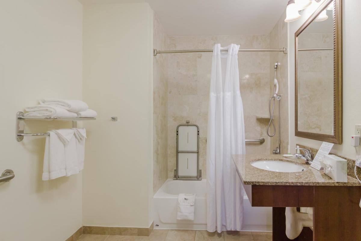 Staybridge Suites Austin Airport an IHG Hotel - image 7