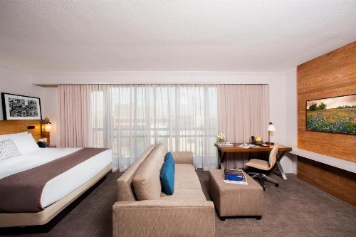 AT&T Hotel & Conference Center - image 37