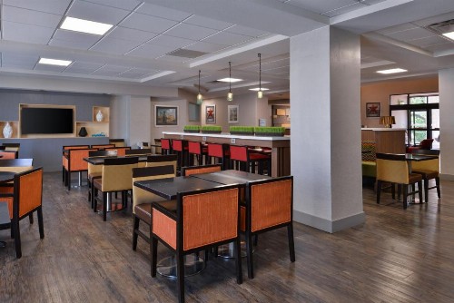Holiday Inn Express Austin North Central an IHG Hotel - image 35