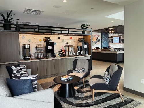 Holiday Inn Express Hotel & Suites Austin Airport an IHG Hotel - image 29