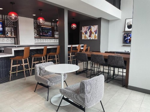 Holiday Inn Express Hotel & Suites Austin Airport an IHG Hotel - image 31
