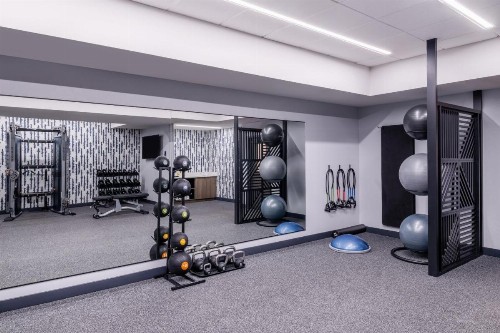 Holiday Inn Express Hotel & Suites Austin Airport an IHG Hotel - image 6