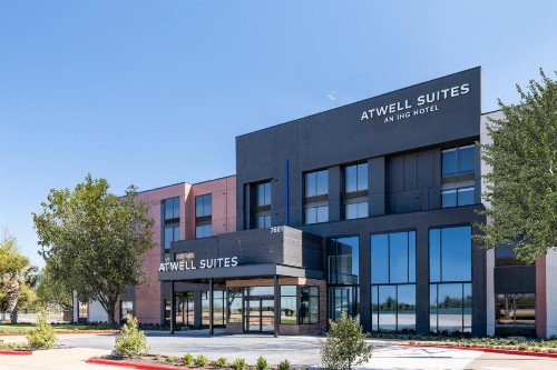 Holiday Inn Express Hotel & Suites Austin Airport an IHG Hotel - image 8