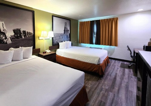 Super 8 by Wyndham Austin North/University Area - image 26