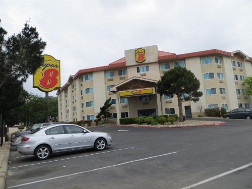Super 8 by Wyndham Austin North/University Area - image 50