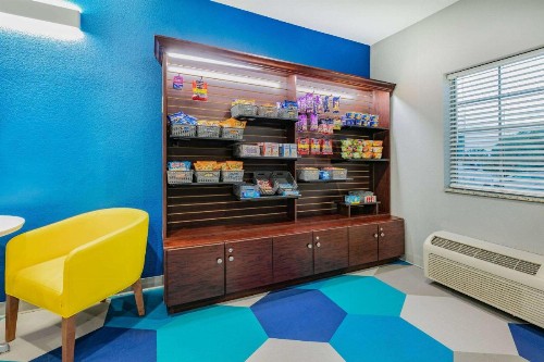 Microtel Inn & Suites by Wyndham Austin Airport - image 27