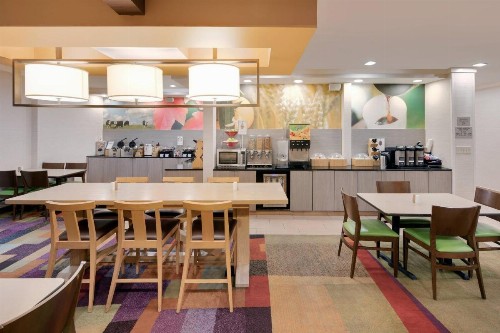 Fairfield Inn & Suites Austin University Area - image 16