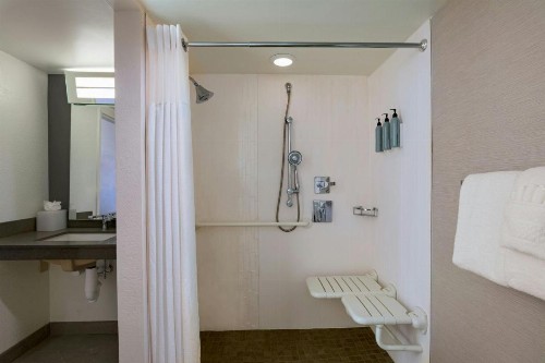Courtyard by Marriott Austin The Domain Area - image 22