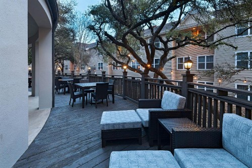 Courtyard by Marriott Austin The Domain Area - image 8