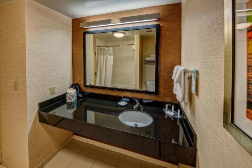 Fairfield Inn and Suites by Marriott Austin Northwest/The Domain Area - image 23